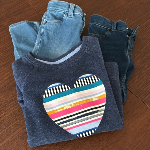Sweatshirt and 2 pairs of jeans 3T Cat & Jack & Old Navy - Picture 1 of 11